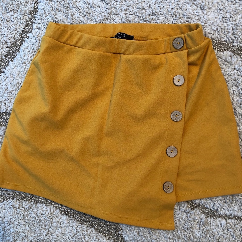 Mustard yellow skort(skirt with shorts underneath.